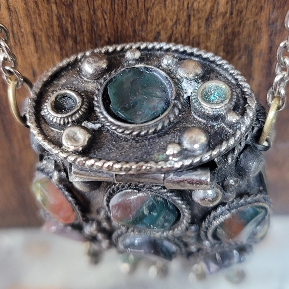 Vintage Metal & Stone Sajai Necklace - Picture 3 of 5